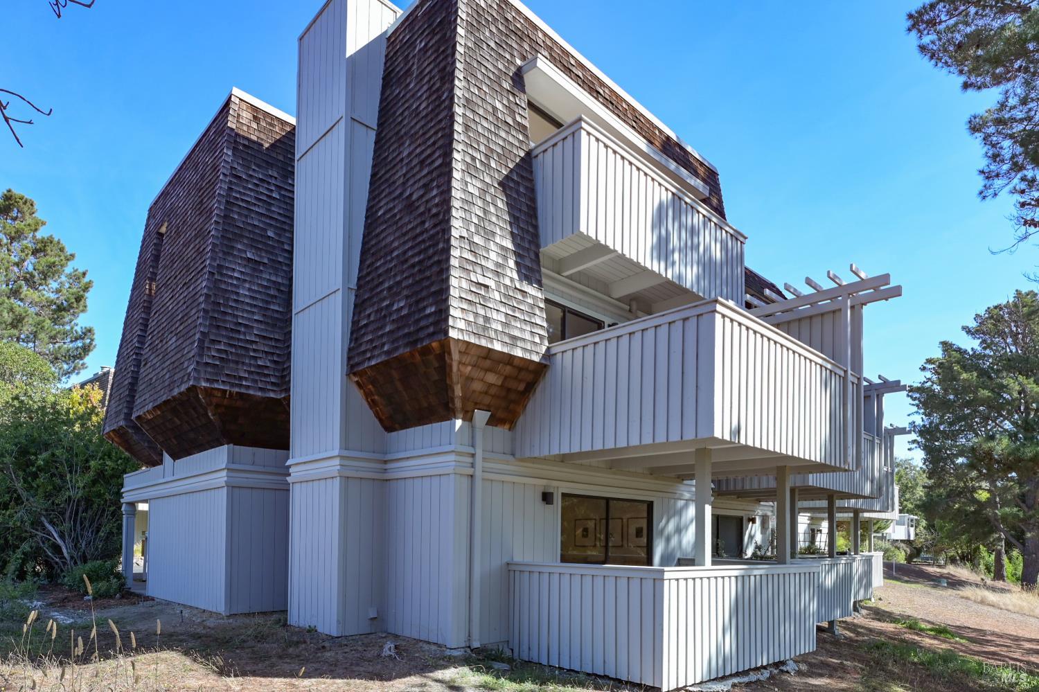 167 Knollwood Drive San Rafael CA 94901