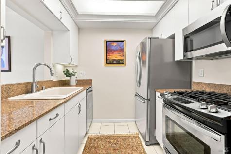 400 Deer Valley Road San Rafael CA 94903