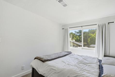 5234 El Mercado Parkway Santa Rosa CA 95403