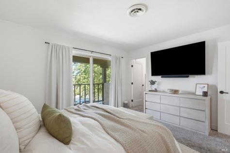 5234 El Mercado Parkway Santa Rosa CA 95403