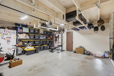 5234 El Mercado Parkway Santa Rosa CA 95403