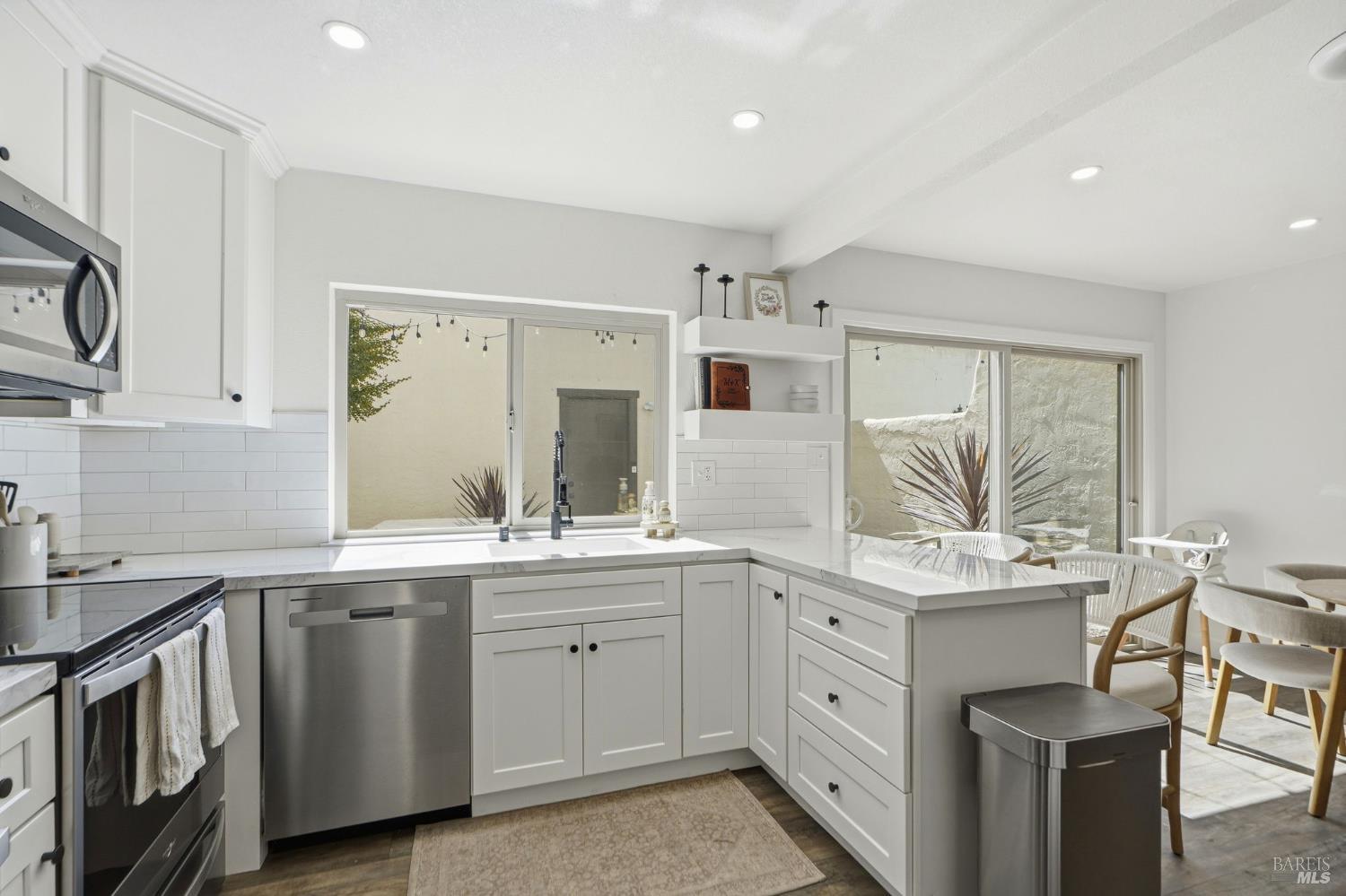 5234 El Mercado Parkway Santa Rosa CA 95403