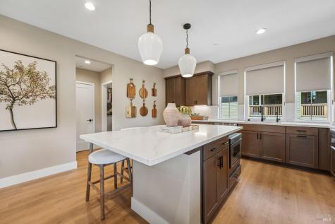 209 Pippen Court Sebastopol CA 95407