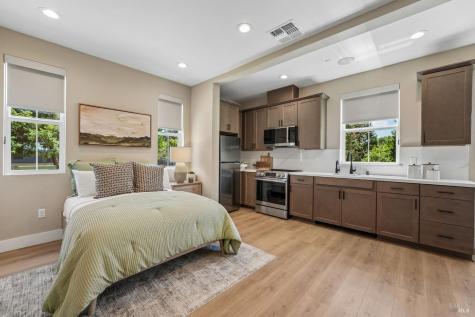 209 Pippen Court Sebastopol CA 95407