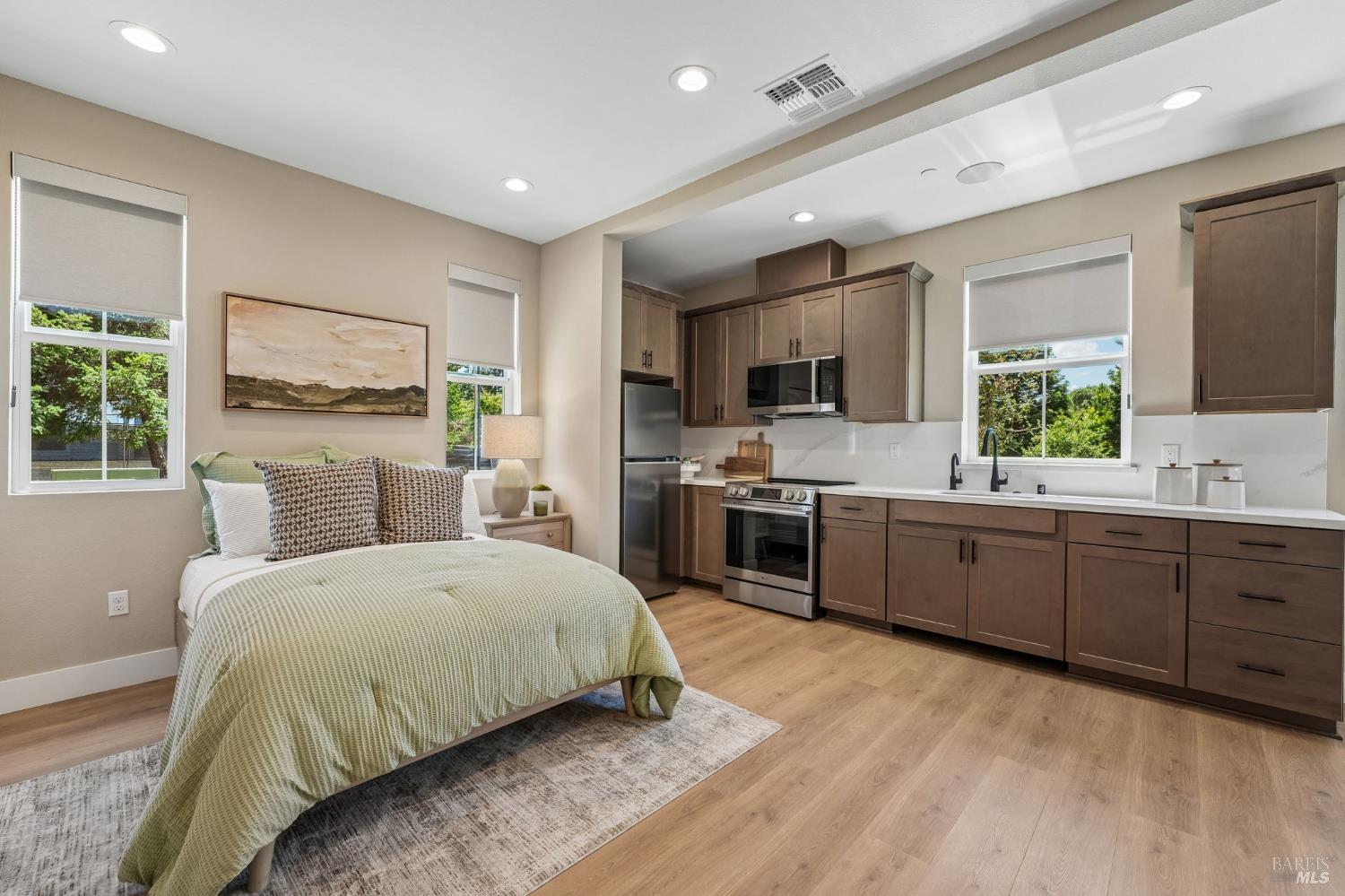 209 Pippen Court Sebastopol CA 95407