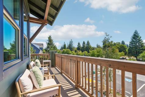 209 Pippen Court Sebastopol CA 95407