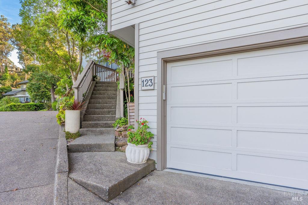 123 Sacramento Way Sausalito CA 94965
