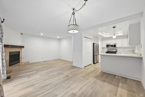 1240 North Street Santa Rosa CA 95404