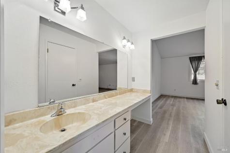 1240 North Street Santa Rosa CA 95404