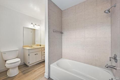 1240 North Street Santa Rosa CA 95404