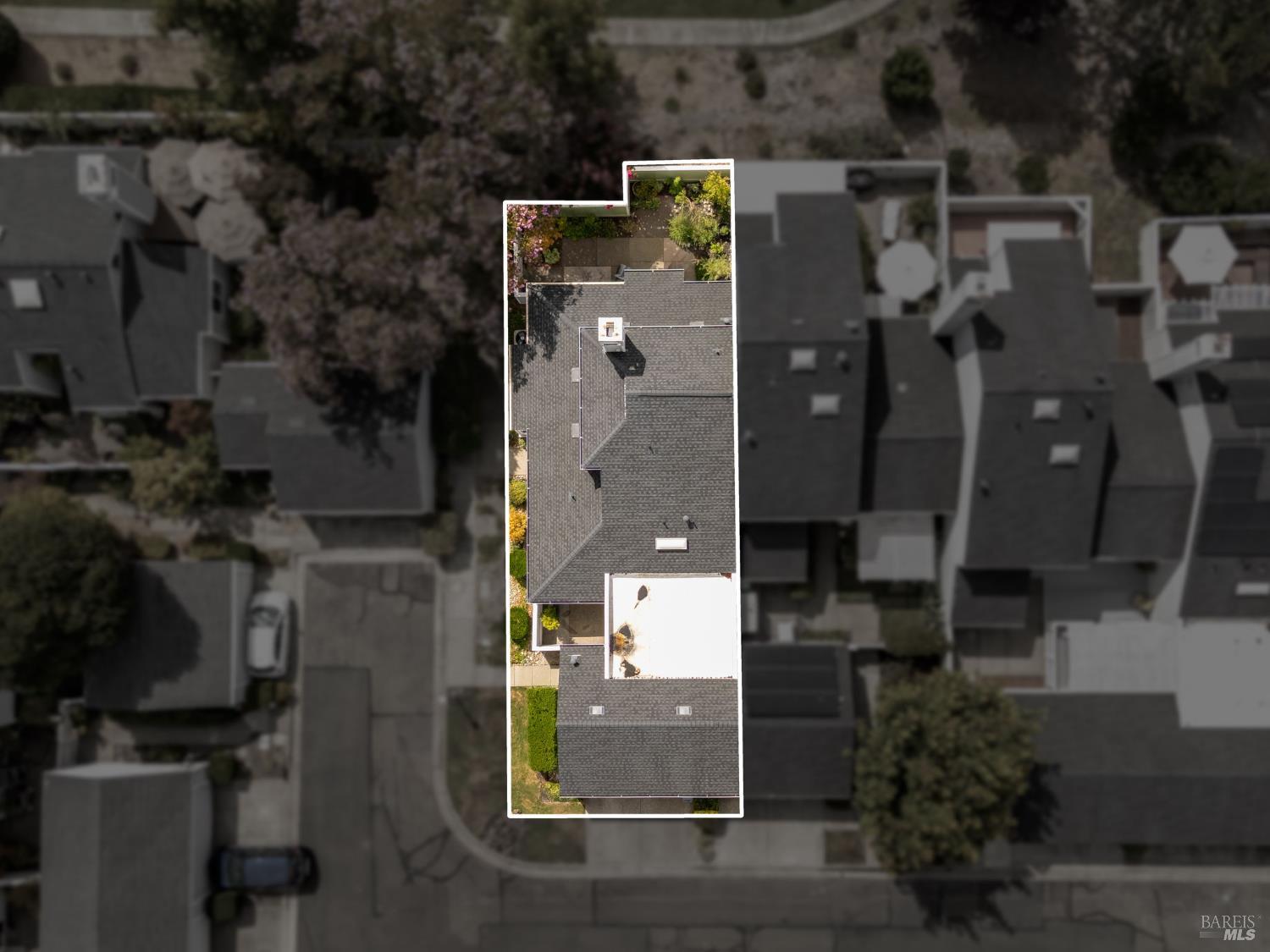 2328 Lakeview Drive Santa Rosa CA 95405