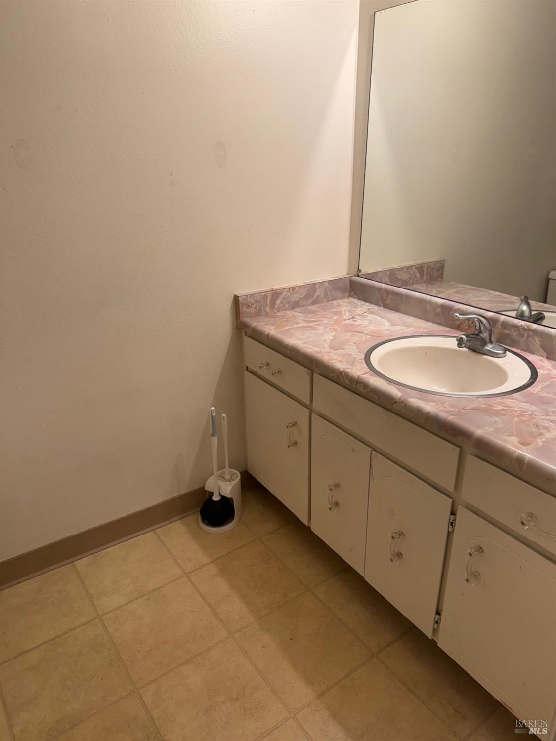 1916 Knolls Drive Santa Rosa CA 95405