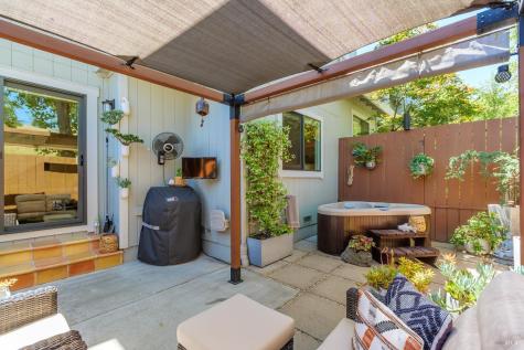 9 Cricklewood Drive Novato CA 94947