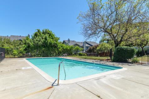 9 Cricklewood Drive Novato CA 94947