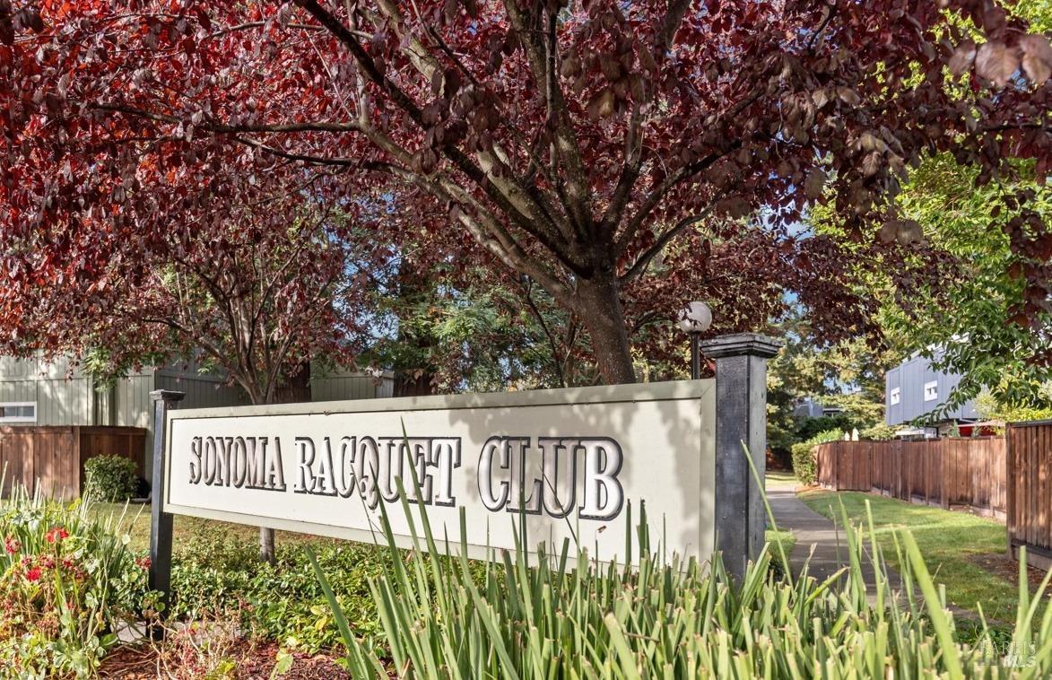 714 Racquet Club Circle Rohnert Park CA 94928