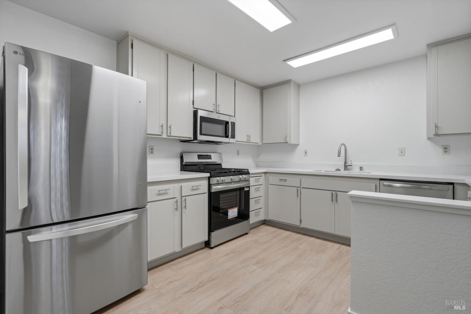 416 Park Place Petaluma CA 94954