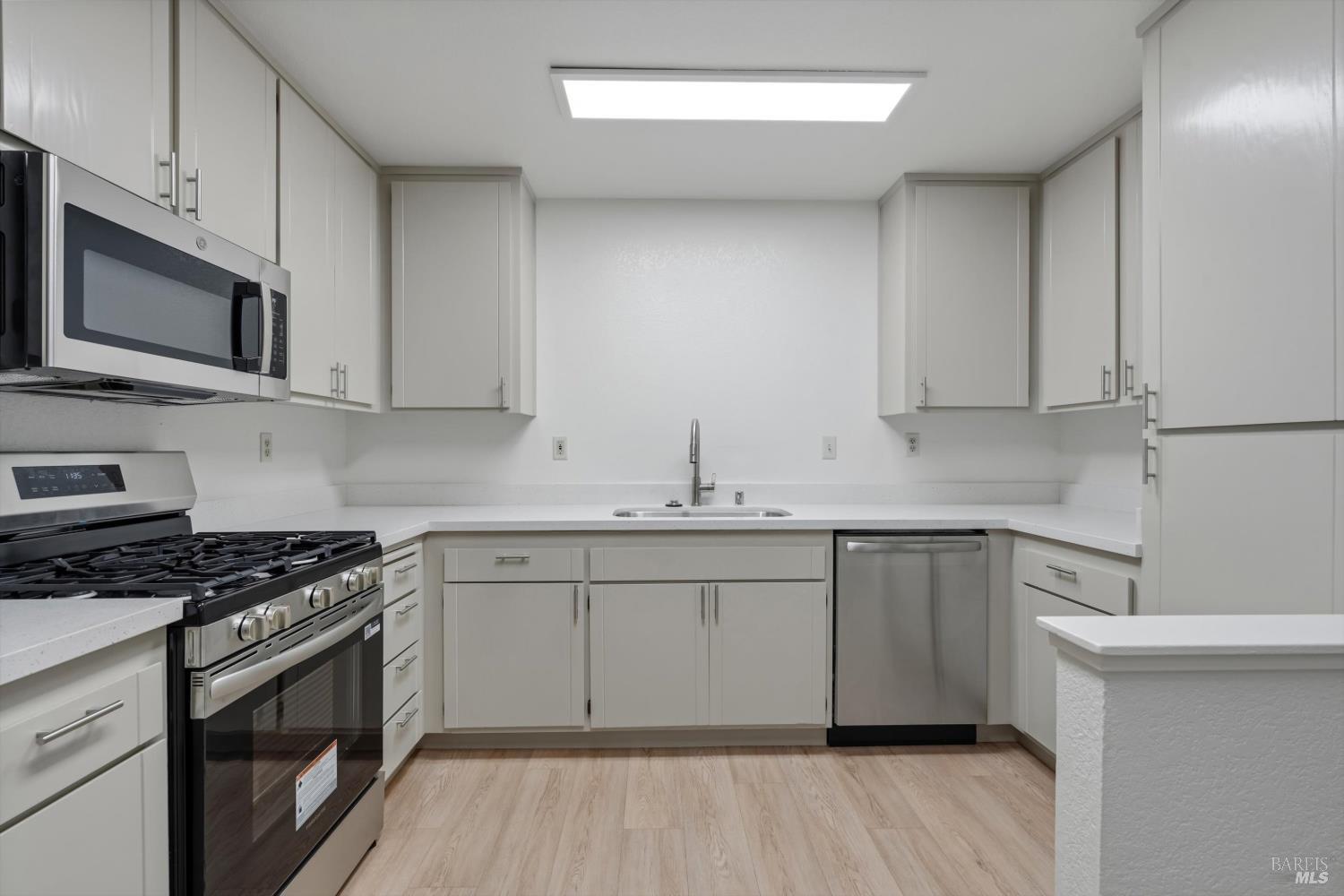 416 Park Place Petaluma CA 94954