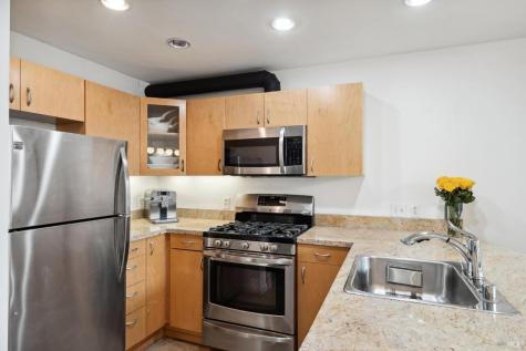 728 1st Street W Sonoma CA 95476