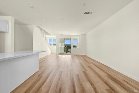 1492 Waterside Lane Rohnert Park CA 94928