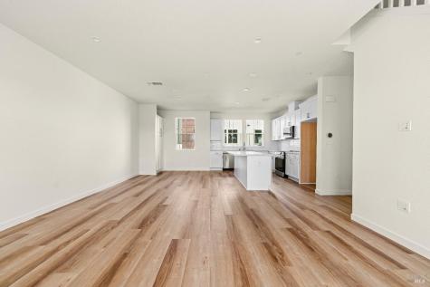 1492 Waterside Lane Rohnert Park CA 94928