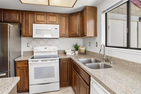 307 Scotia Lane Novato CA 94947