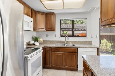 307 Scotia Lane Novato CA 94947