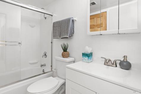 307 Scotia Lane Novato CA 94947