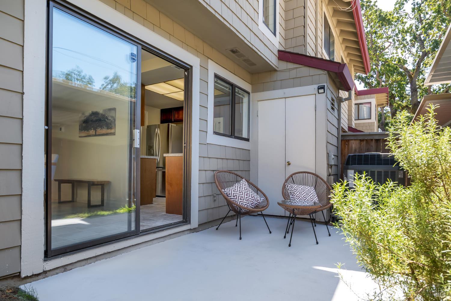 307 Scotia Lane Novato CA 94947