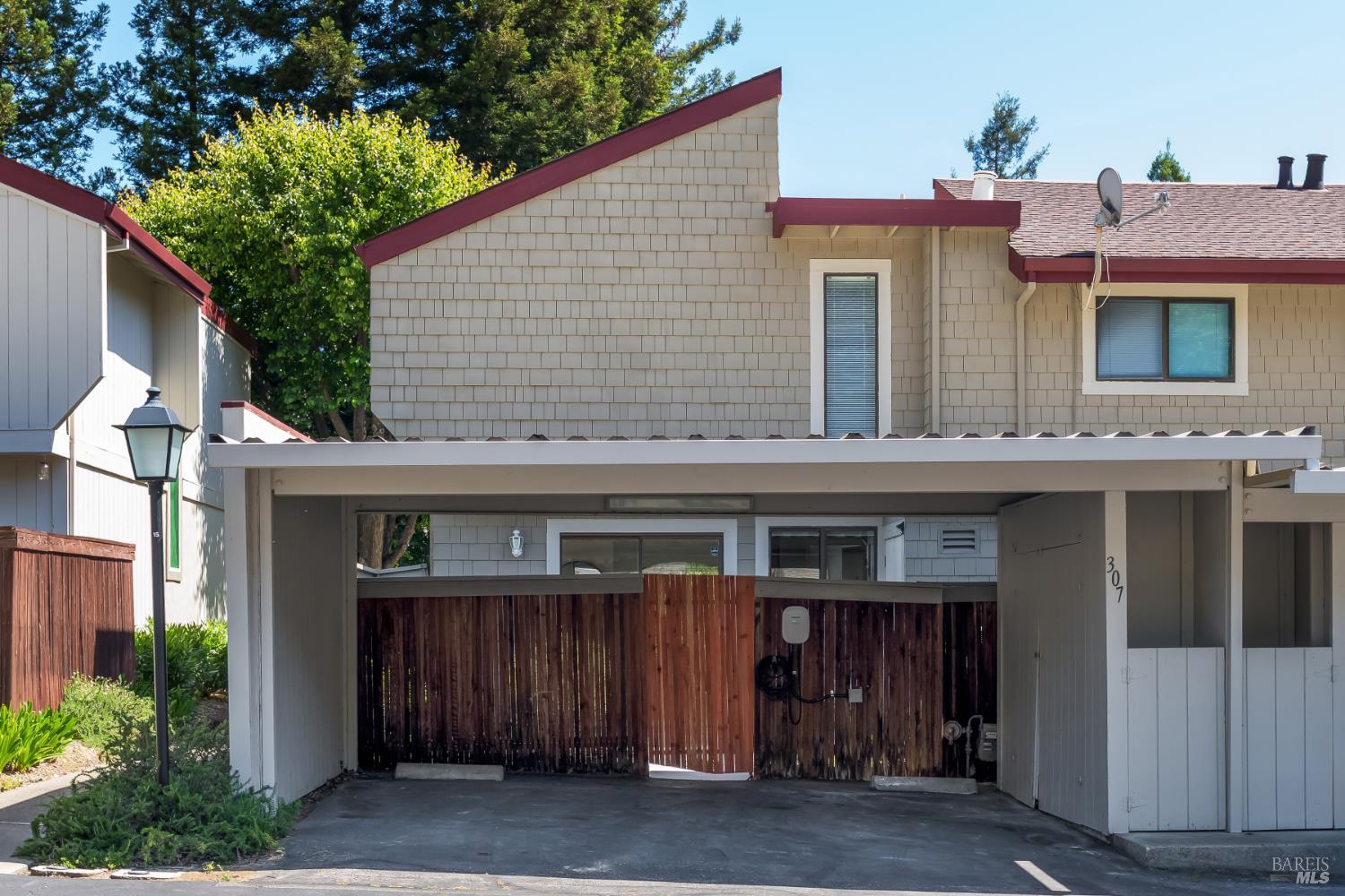 307 Scotia Lane Novato CA 94947