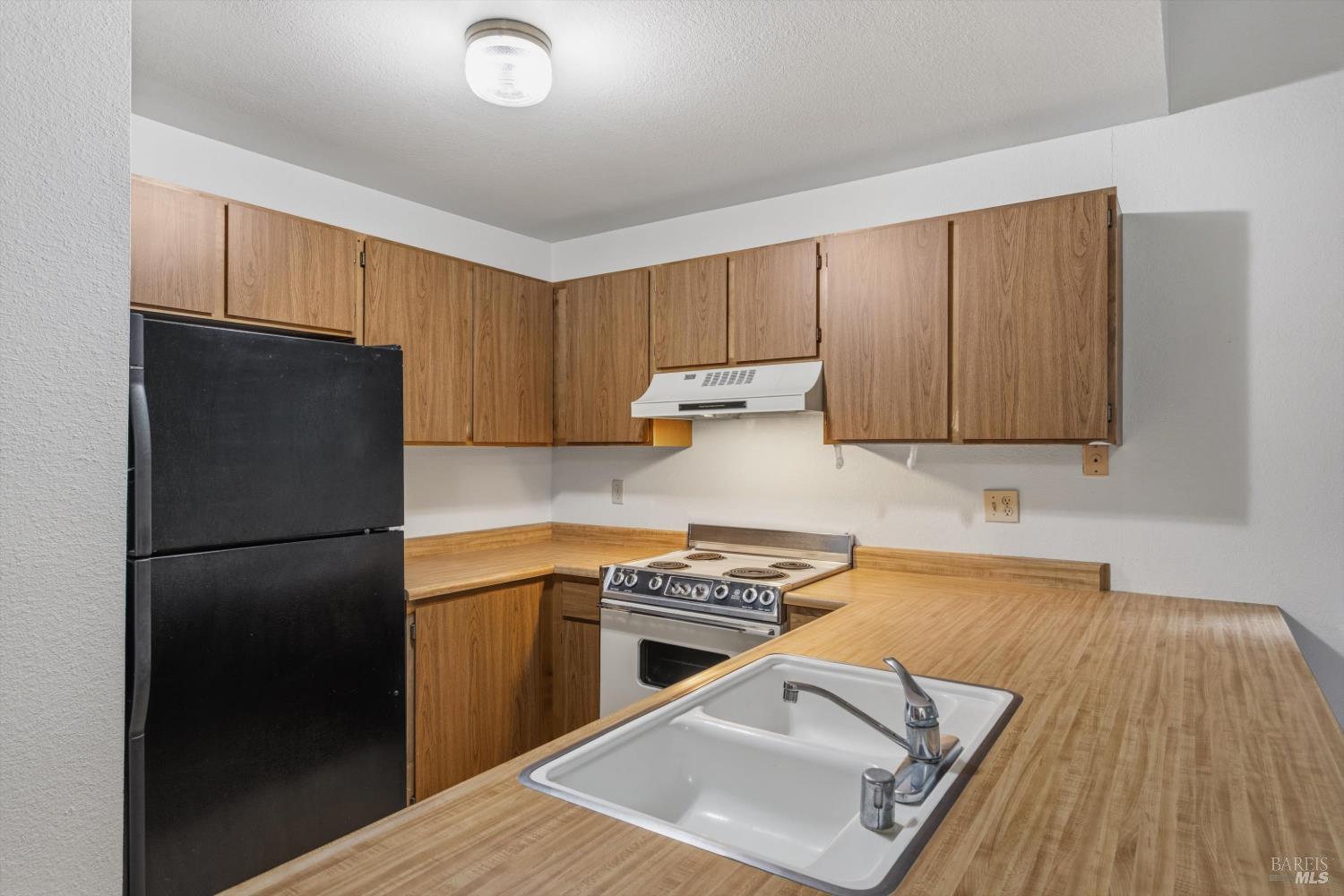 51 Creek Court Cotati CA 94931
