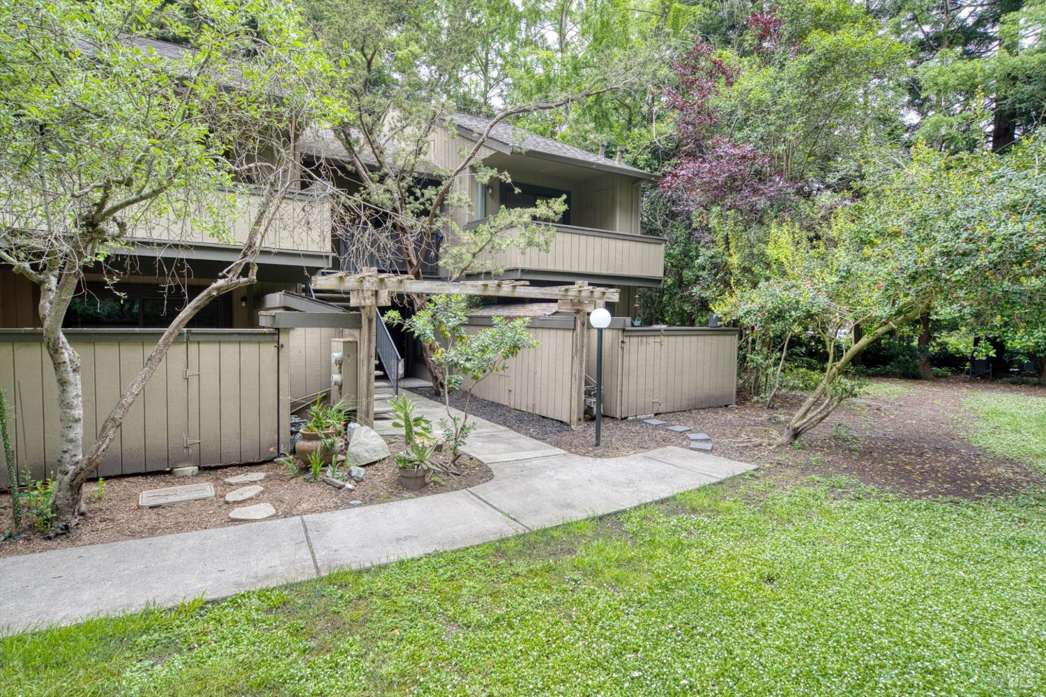 51 Creek Court Cotati CA 94931