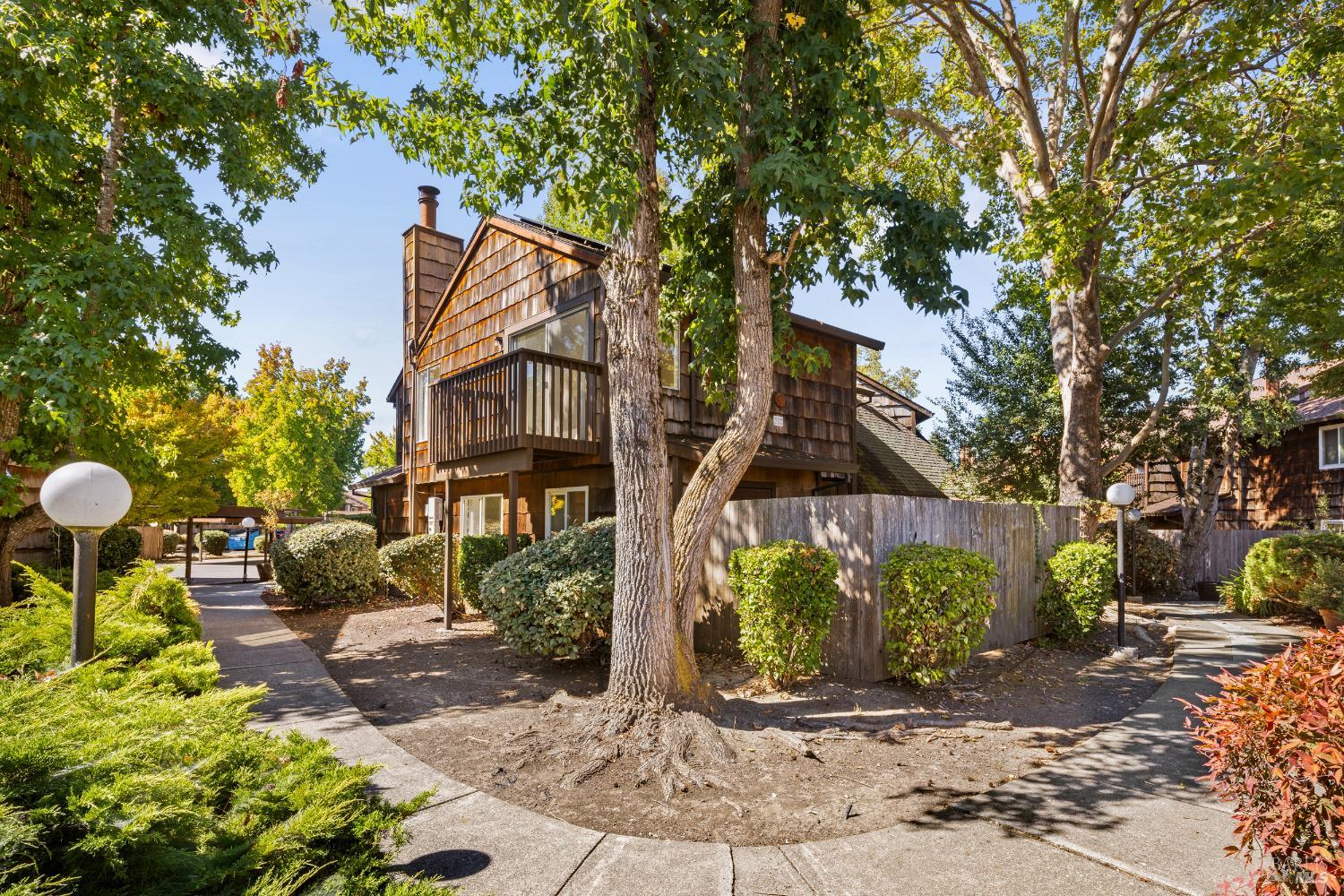 1599 Parkway Drive Rohnert Park CA 94928