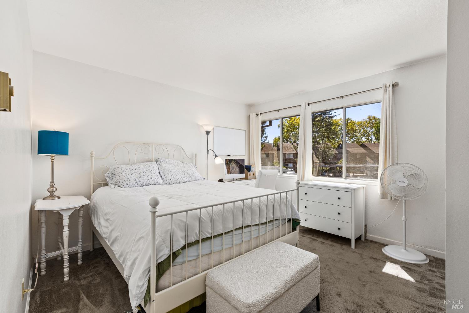 1599 Parkway Drive Rohnert Park CA 94928
