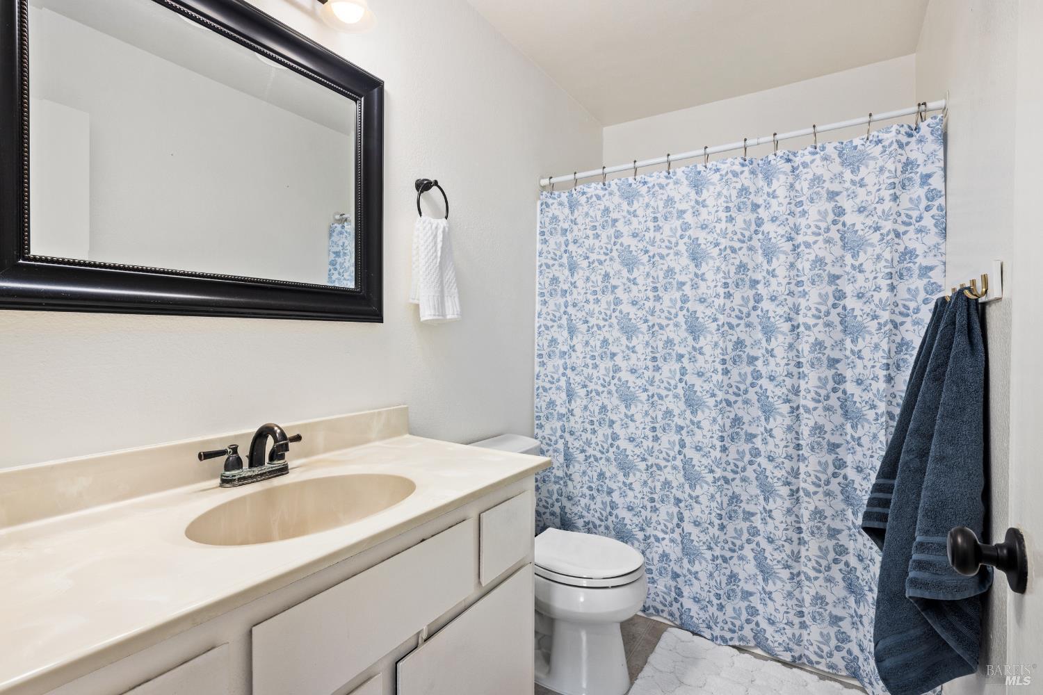 1599 Parkway Drive Rohnert Park CA 94928