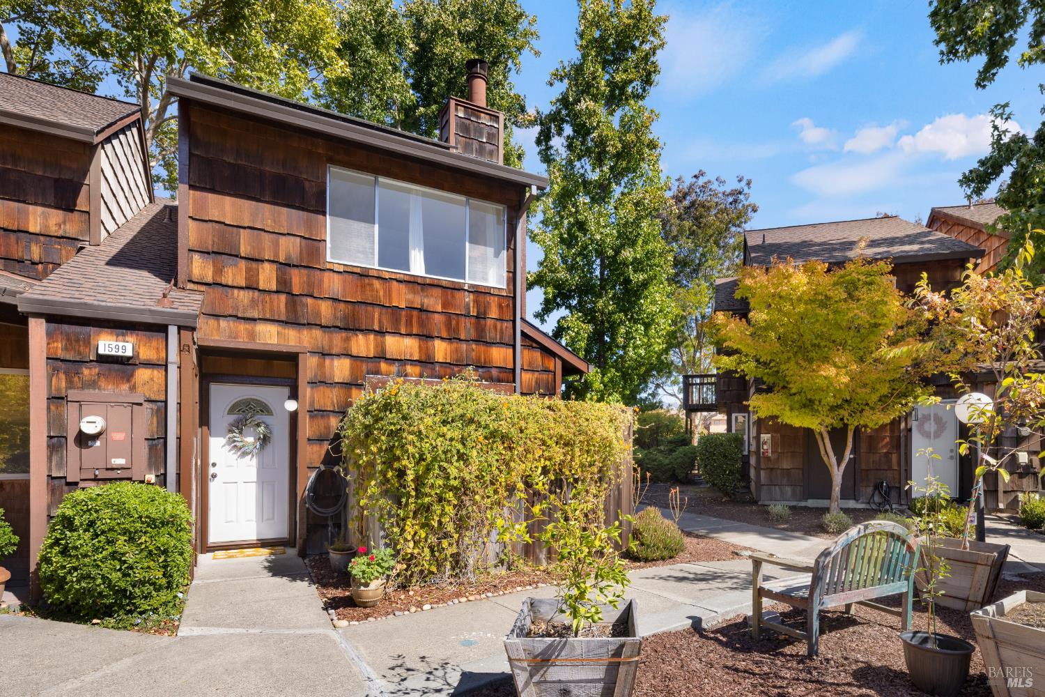 1599 Parkway Drive Rohnert Park CA 94928