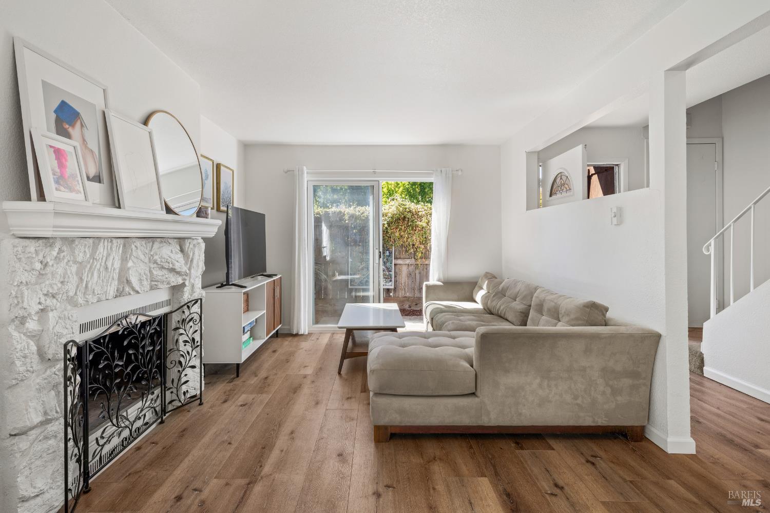 1599 Parkway Drive Rohnert Park CA 94928