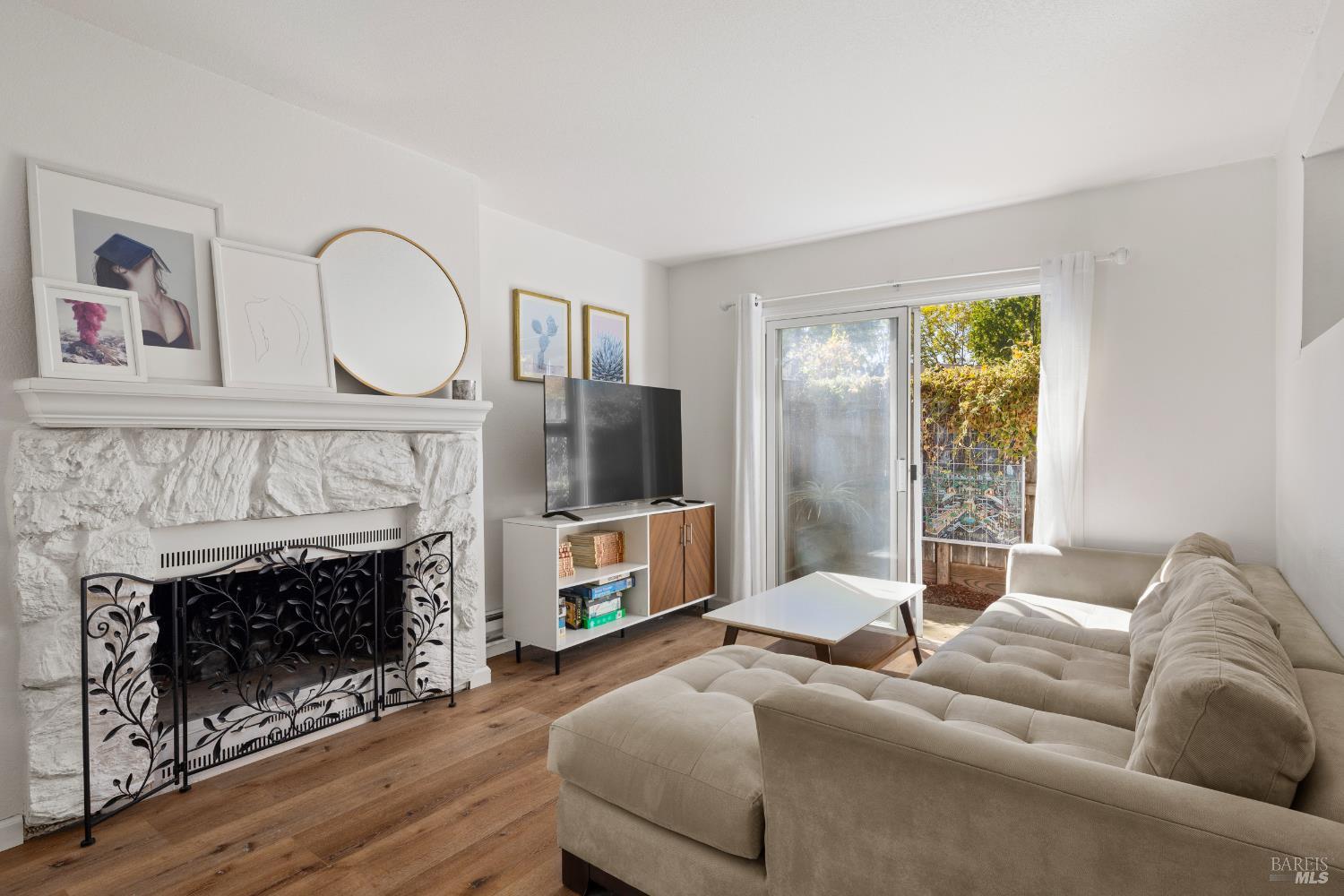 1599 Parkway Drive Rohnert Park CA 94928