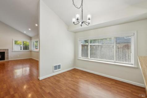 734 Racquet Club Circle Rohnert Park CA 94928