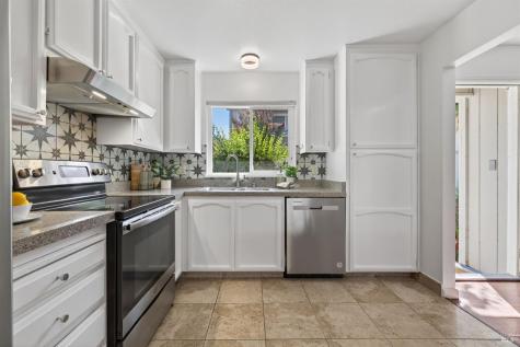 37 Front Street Healdsburg CA 95448