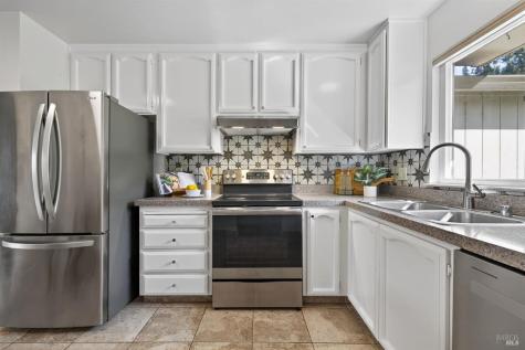 37 Front Street Healdsburg CA 95448