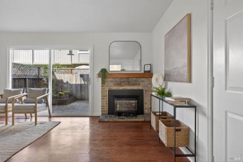 37 Front Street Healdsburg CA 95448