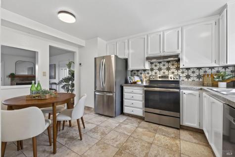 37 Front Street Healdsburg CA 95448