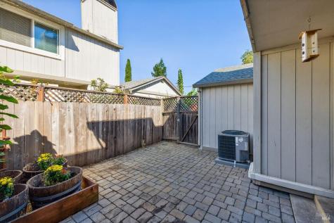 37 Front Street Healdsburg CA 95448