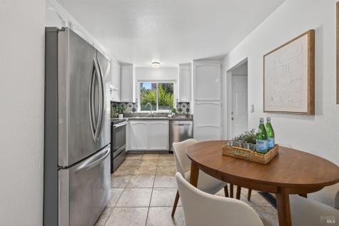 37 Front Street Healdsburg CA 95448