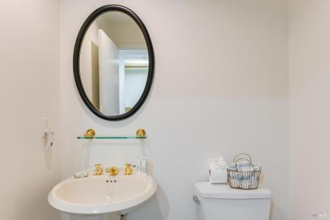 400 Deer Valley Road San Rafael CA 94903
