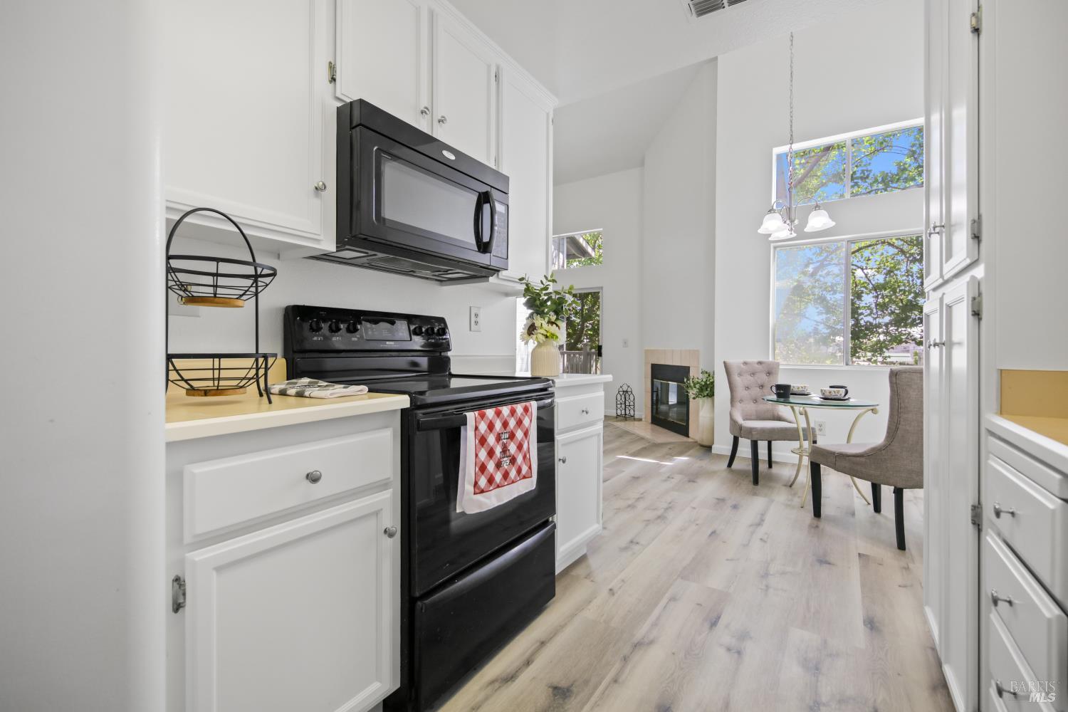 1850 Blossom Avenue Fairfield CA 94533