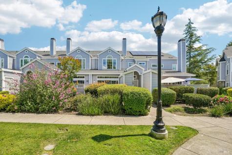 576 E Jasmine Circle Santa Rosa CA 95407