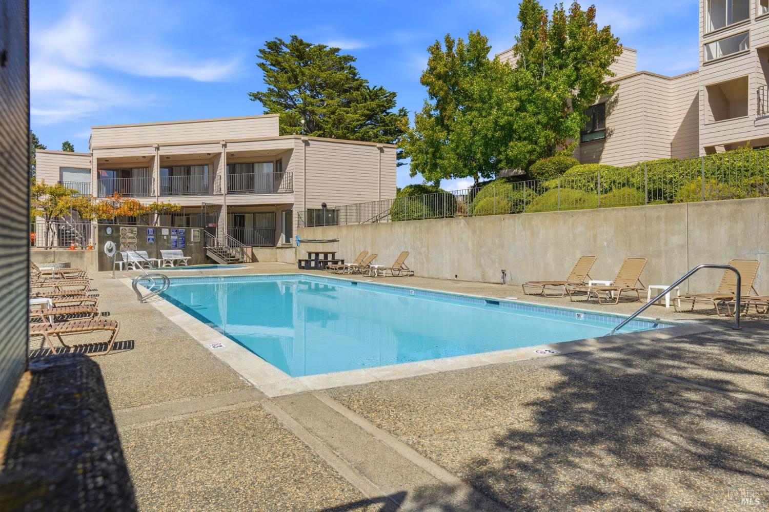 655 Via Casitas Greenbrae CA 94904