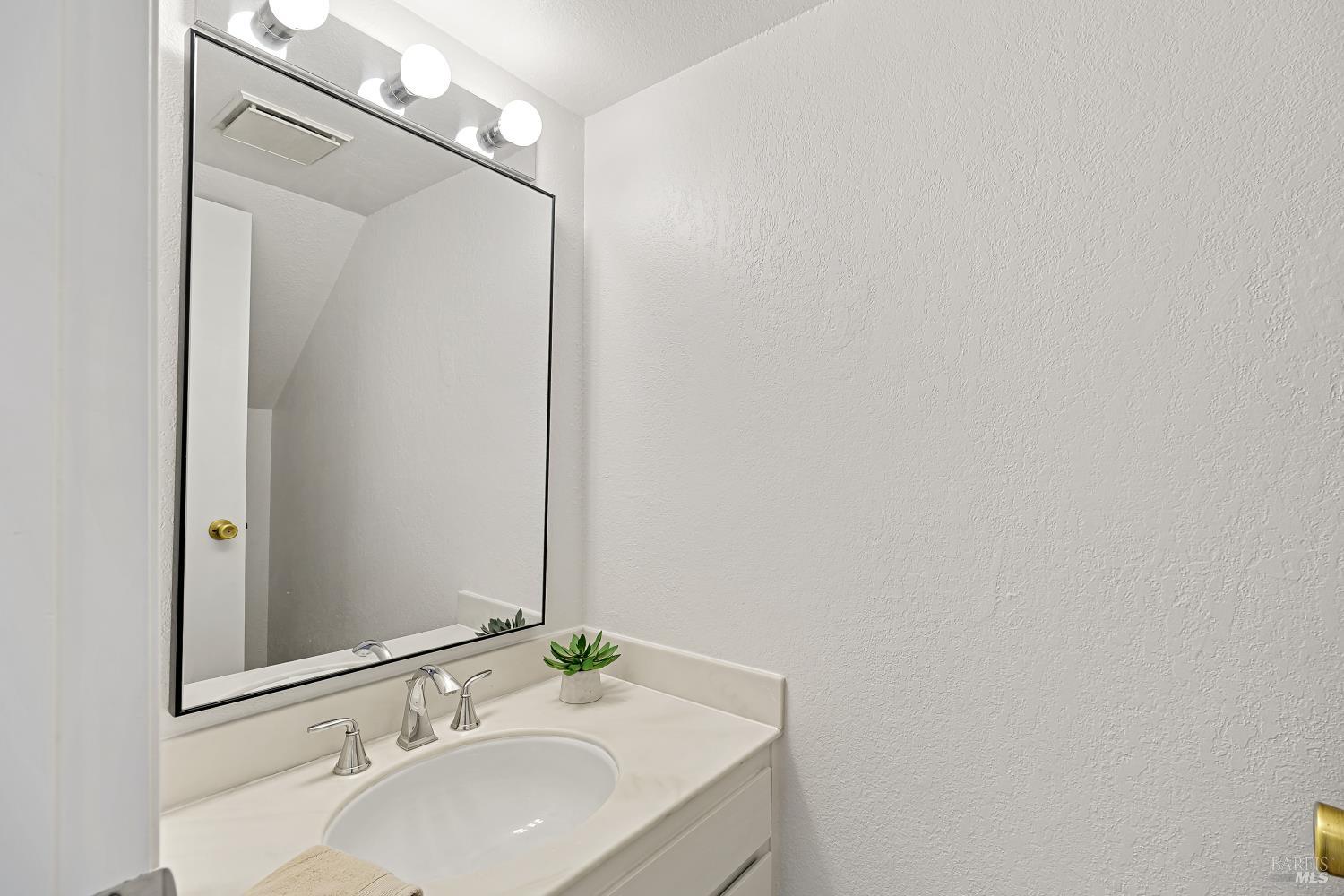 52 Cinnamon Teal Lane Novato CA 94949