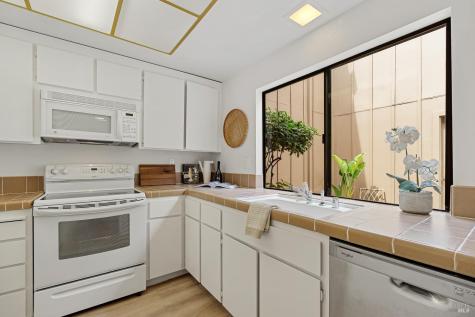 52 Cinnamon Teal Lane Novato CA 94949